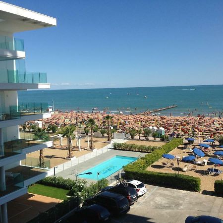 Heron Apartments Lido di Jesolo Exteriör bild